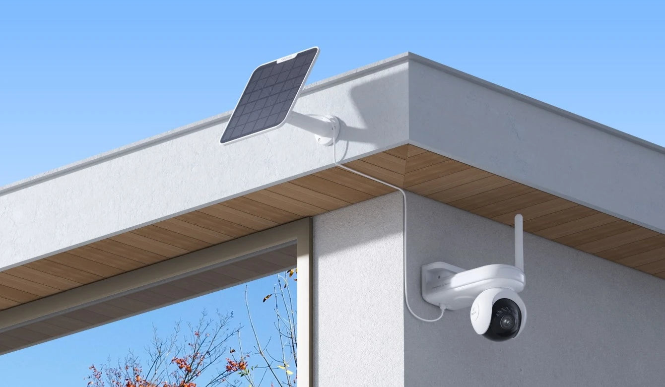 Reolink Altas PT Ultra 4K 8MP Wireless Pan & Tilt Long Lasting Solar/Battery Camera with Spotlights on wall bracket with solar panel charging