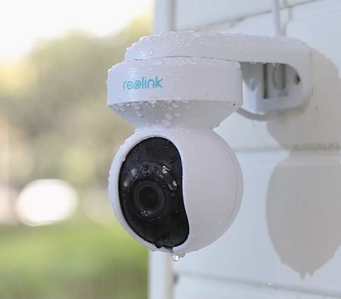 Reolink E1 Outdoor Pro
4K 8MP Smart PTZ Wi-Fi 6 Camera with Auto Tracking on external wall during the day in the rain.