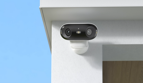 Reolink Argus 4 180° Blindspot-free. 4K Wi-Fi 6 Ready. mounted on external wall head on