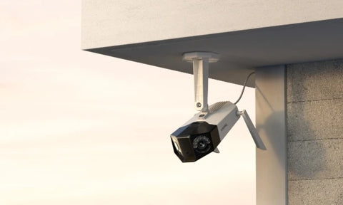 Reolink Duo 2 WiFi 4K 8MP Wi-Fi 6 Plug-in Camera with 180° Panorama mounted upside down on ceiling