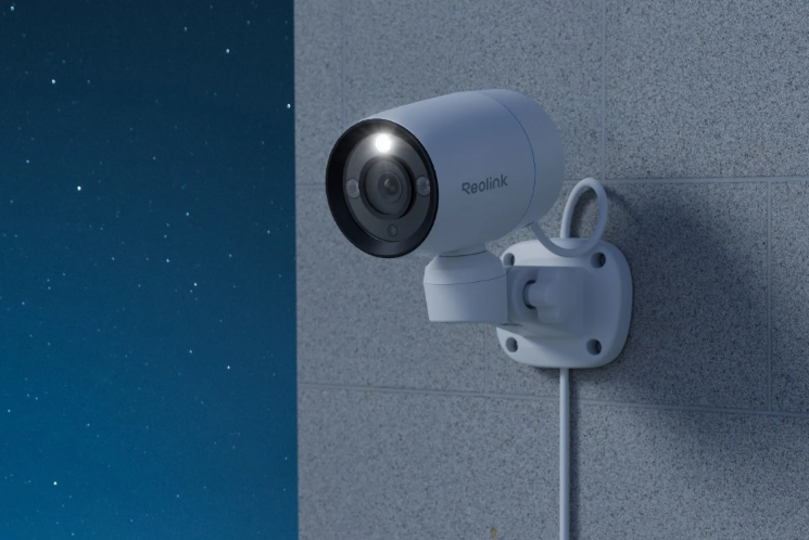 Reolink RLC-81PA Smart 4K 8MP 180° Pan Rotation PoE Security Camera