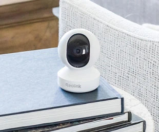 Reolink E1 Pan-Tilt Indoor Camera for Any Budget on books 