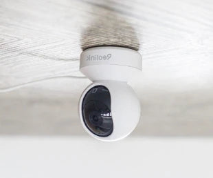 Reolink E1
Pan-Tilt Indoor Camera for Any Budget on ceiling 
